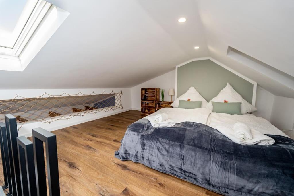 Moderne Maisonette Wohnung Im Fluesseviertel Brémai repülőtér Kültér fotó